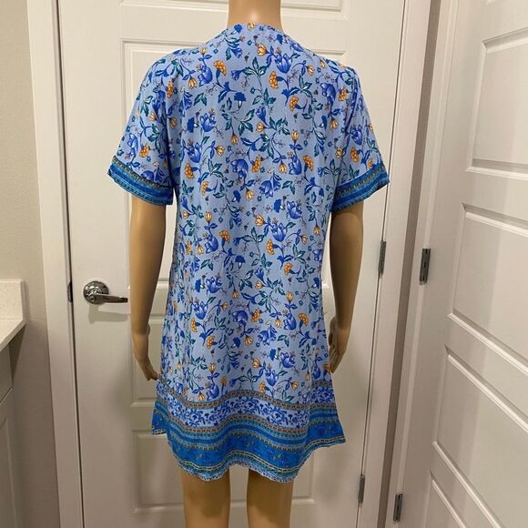 Women's Button Down Floral Dress. Blue. Small. Lightweight. Comfy. ResortWear. - Picture 5 of 15